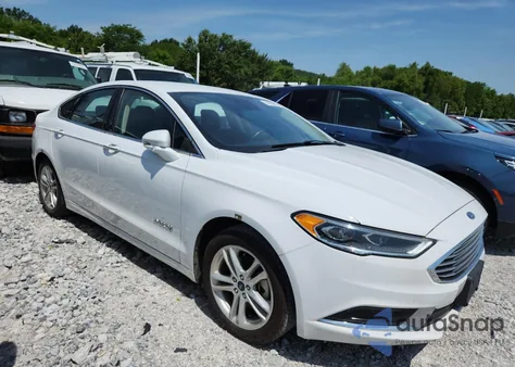 2018 Ford Fusion Se Hybrid z USA, uszkodzony, nr VIN 3FA6P0LUXJR118634
